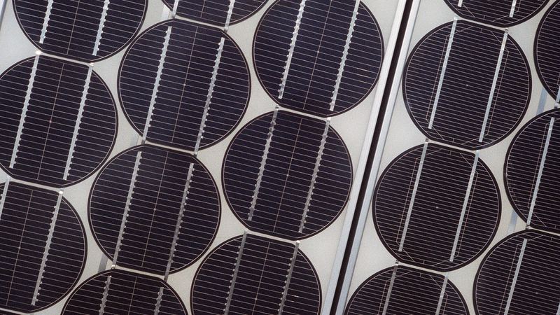 Nahaufnahme eines Photovoltaik-Moduls